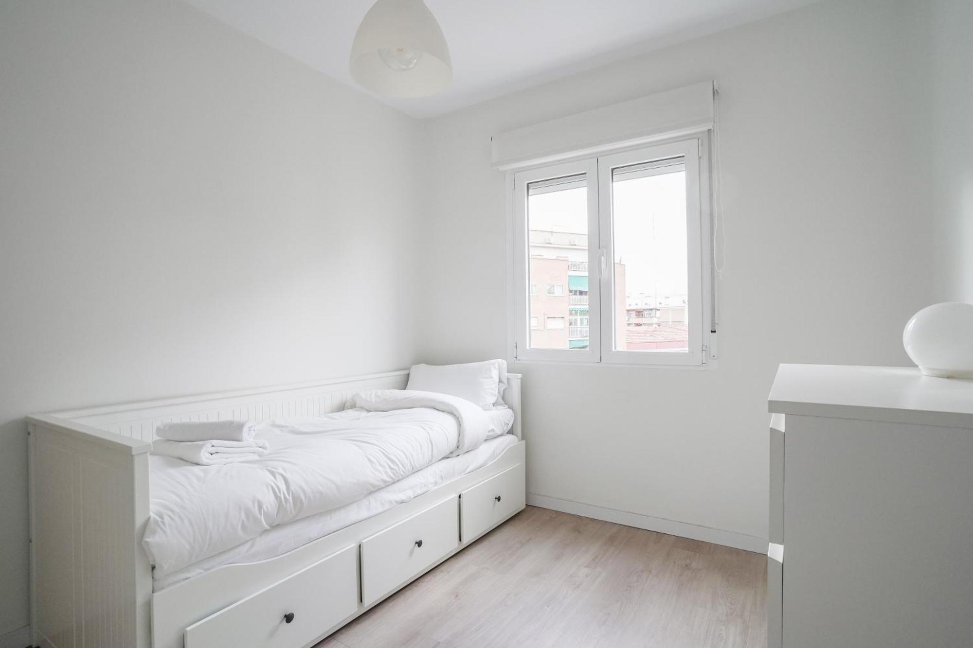 Bright Modern - 2Bedrooms 1Bath - Delicias Madrid Buitenkant foto