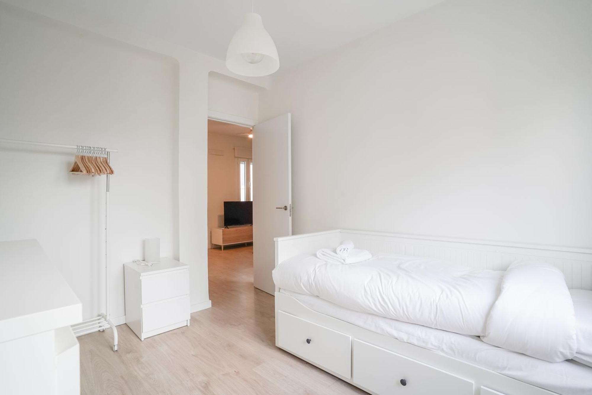 Bright Modern - 2Bedrooms 1Bath - Delicias Madrid Buitenkant foto