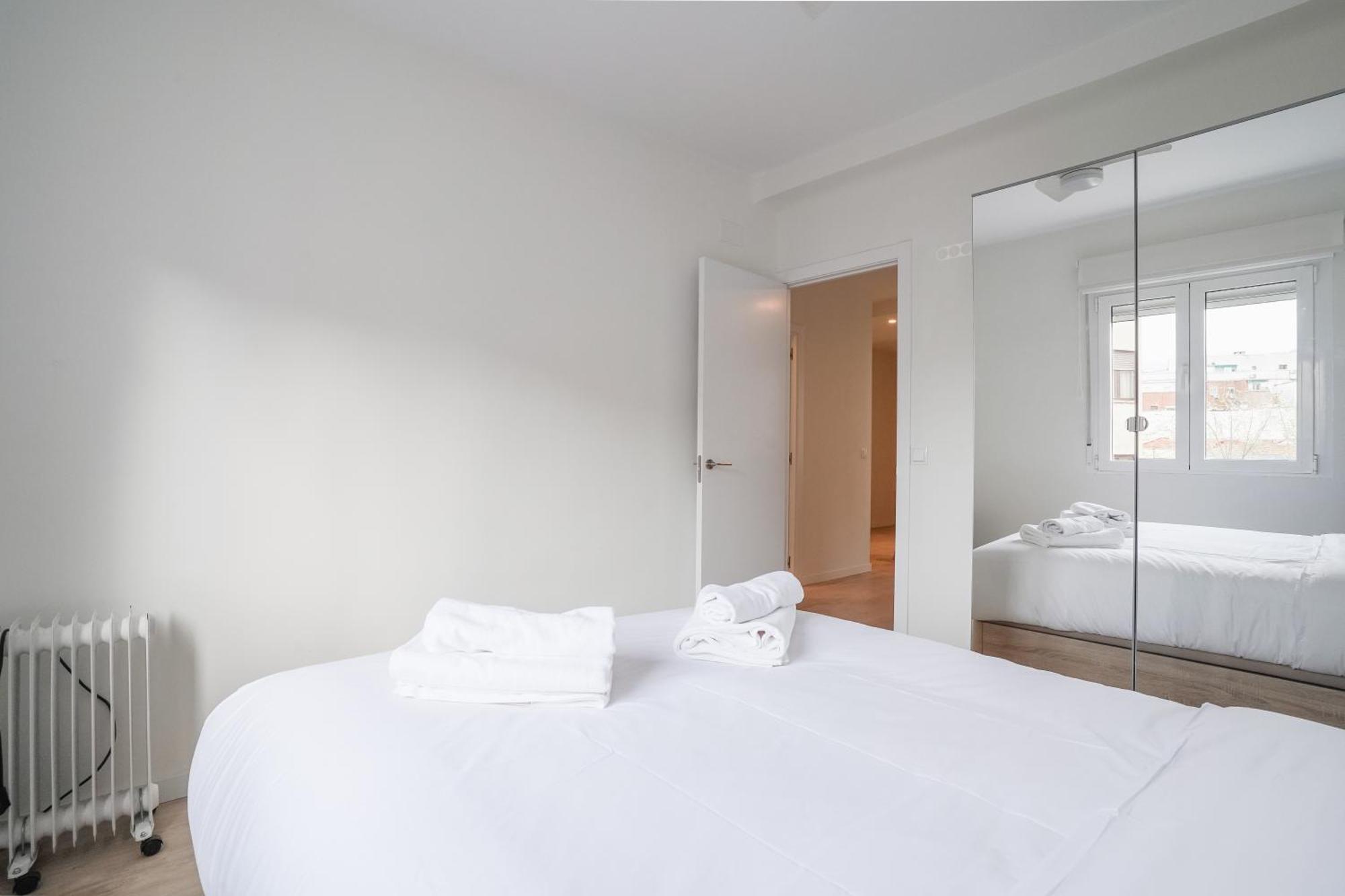 Bright Modern - 2Bedrooms 1Bath - Delicias Madrid Buitenkant foto