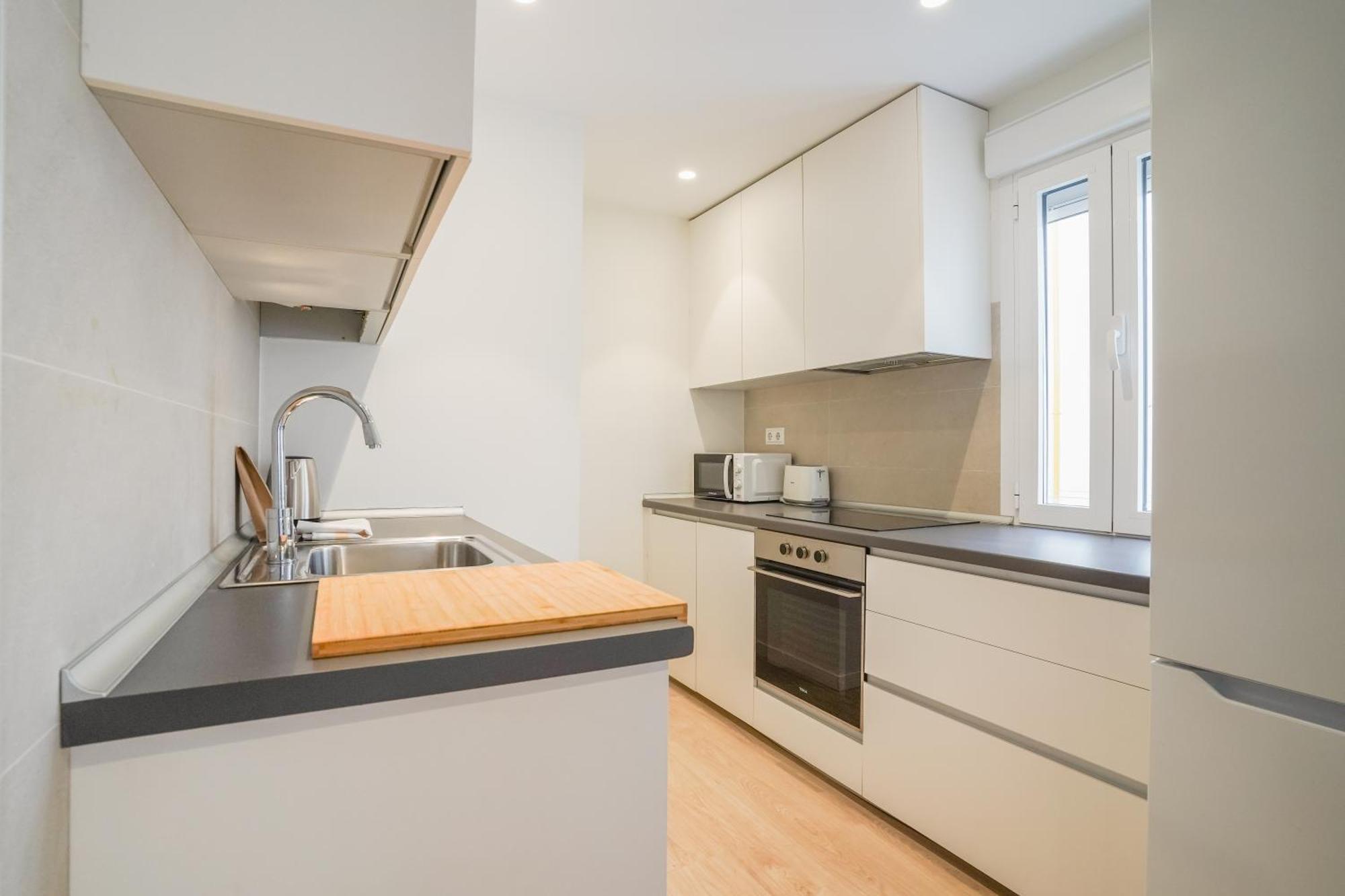 Bright Modern - 2Bedrooms 1Bath - Delicias Madrid Buitenkant foto